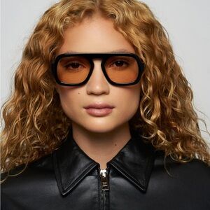 Elisa Johnson Jane in Gloss Black